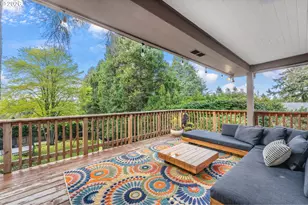 2400 SW Richardson St, Portland, OR 97239 - Photo 32