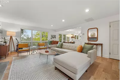 2400 SW Richardson St, Portland, OR 97239 - Photo 4