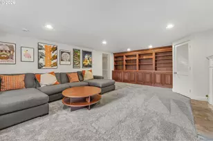 2400 SW Richardson St, Portland, OR 97239 - Photo 24