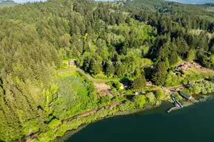 83049 Siltcoos Station Rd, Westlake, OR 97493 - Photo 46