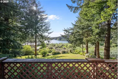 83049 Siltcoos Station Rd, Westlake, OR 97493 - Photo 38