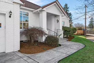 2120 Ashbury Dr, Eugene, OR 97408 - Photo 8