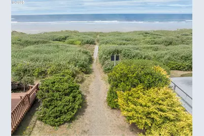 3304 NW Oceania Dr, Waldport, OR 97394 - Photo 34