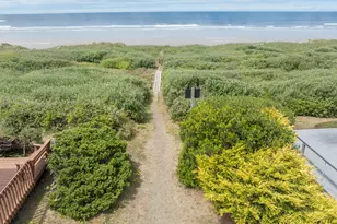 3304 NW Oceania Dr, Waldport, OR 97394 - Photo 34