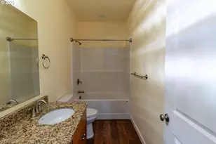 1851 NE Alameda Ave, Roseburg, OR 97470 - Photo 16