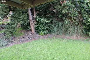 439 Chandler Dr, Roseburg, OR 97471 - Photo 26