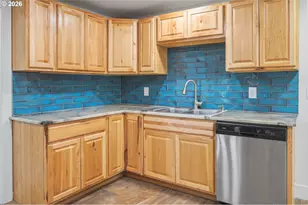 4470 Royal Ave, Eugene, OR 97402 - Photo 10