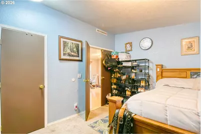 335 E Beebe Ave, Hermiston, OR 97838 - Photo 8
