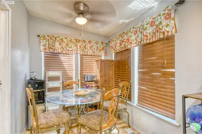 335 E Beebe Ave, Hermiston, OR 97838 - Photo 4