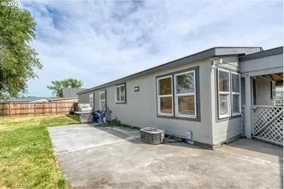 335 E Beebe Ave, Hermiston, OR 97838 - Photo 14