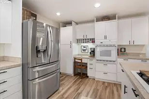 3170 NW Kingston Way, Albany, OR 97321 - Photo 12