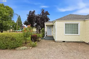 583 17th St, Springfield, OR 97477 - Photo 6