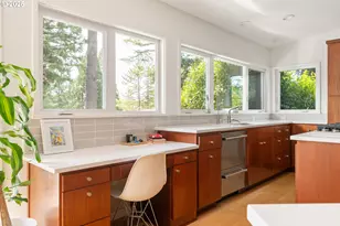 3840 SW Martins Ln, Portland, OR 97239 - Photo 16