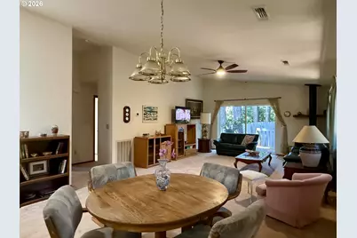 1486 Seacrest Ln, Brookings, OR 97415 - Photo 8