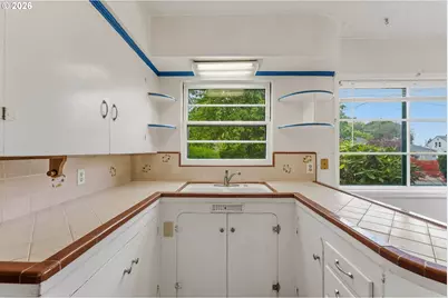 6376 N Vancouver Ave, Portland, OR 97217 - Photo 18