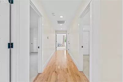 4064 N Court Ave, Portland, OR 97227 - Photo 14