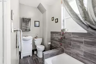 4006 NE 7th Ave, Portland, OR 97212 - Photo 12