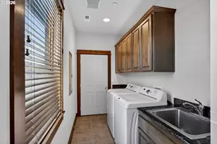 954 Beach Blvd, Winchester Bay, OR 97467 - Photo 42
