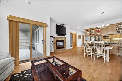 954 Beach Blvd, Winchester Bay, OR 97467 - Photo 12