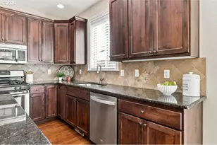 16846 SW Kavitt Ln, Beaverton, OR 97078 - Photo 8