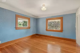 608 Locust St, Oakland, OR 97462 - Photo 22
