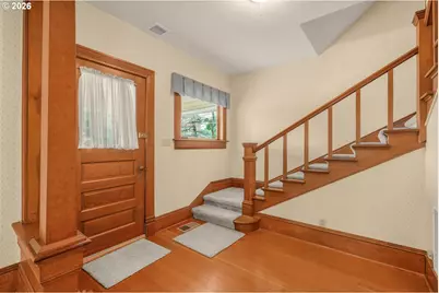 608 Locust St, Oakland, OR 97462 - Photo 4