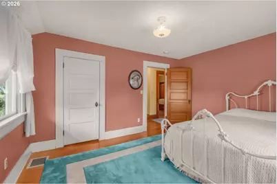 608 Locust St, Oakland, OR 97462 - Photo 20