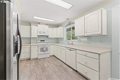 83224 Clear Lake Rd, Florence, OR 97439 - Photo 12