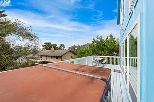 2166 NW Mast Ave, Lincoln City, OR 97367 - Photo 12