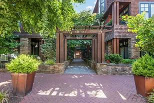 571 2nd St, Lake Oswego, OR 97034 - Photo 1
