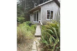 700 Quattomah Ln, Port Orford, OR 97465 - Photo 4