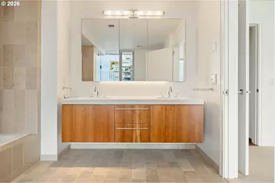 841 S Gaines St #1606, Portland, OR 97239 - Photo 24