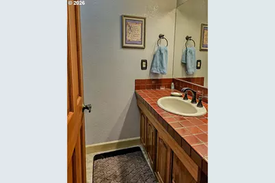 1068 Rice Creek Rd, Winston, OR 97496 - Photo 14