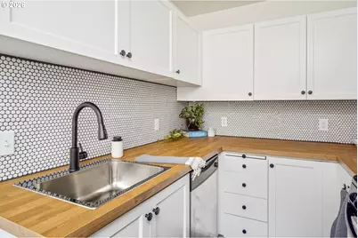 701 NE 28th Ave #36, Portland, OR 97232 - Photo 18