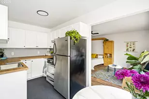 701 NE 28th Ave, Portland, OR 97232 - Photo 28