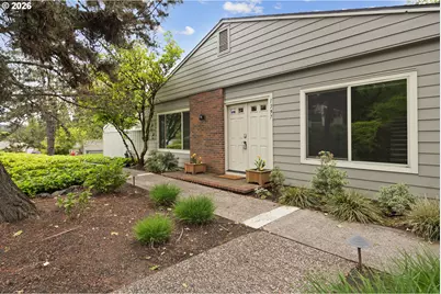 1397 Bonniebrae Dr, Lake Oswego, OR 97034 - Photo 2