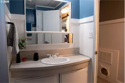 4348 Essex St, Salem, OR 97317 - Photo 14