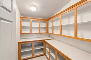 26221 Old Holley Rd, Sweet Home, OR 97386 - Photo 18