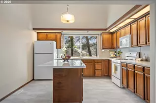 2398 SW Tegart Ave, Gresham, OR 97080 - Photo 18