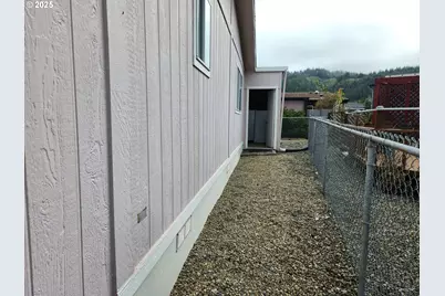 100 River Bend Rd #107, Reedsport, OR 97467 - Photo 30