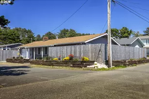 1631 NW 33rd St, Lincoln City, OR 97367 - Photo 38