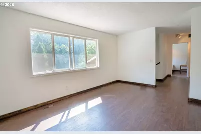3902 S Myrtle Rd, Myrtle Creek, OR 97457 - Photo 6
