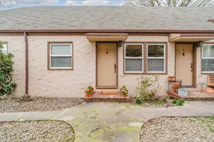 130 SE 31st Ave, Portland, OR 97214 - Photo 4