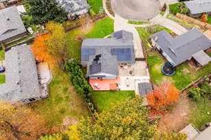 10410 SW Serene Pl, Wilsonville, OR 97070 - Photo 44