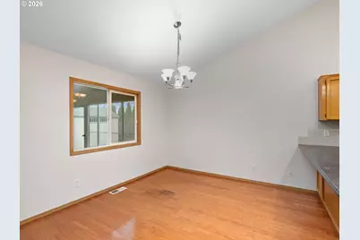 237 NE Wilcox St, Hillsboro, OR 97124 - Photo 16