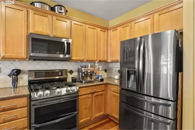 328 N Oak Leaf St, Newberg, OR 97132 - Photo 8