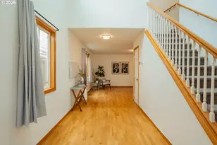 7870 SE Springwater Dr, Portland, OR 97206 - Photo 4