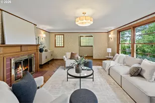 4575 SW Dogwood Ln, Portland, OR 97225 - Photo 8