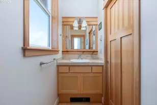 225 NW Brook St, Newport, OR 97365 - Photo 22