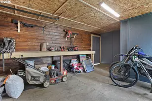 406 E Jones St, Yacolt, WA 98675 - Photo 36